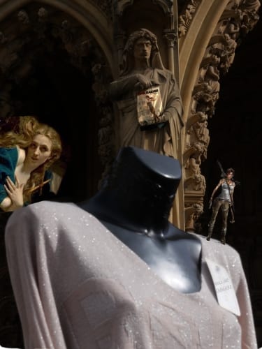 Hitman’s Switch 2 Pre-Order Trailer Shows Off Mario-Inspired Outfits And Goodies