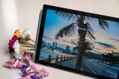 Microsoft: Future ‘Xbox experiences’ won’t be ‘tied to one device’