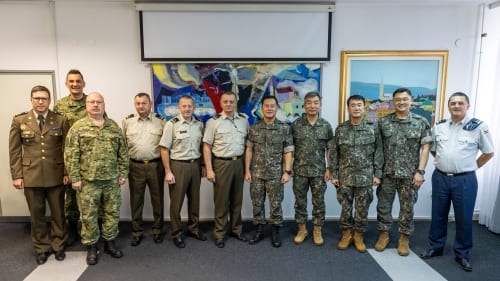 The Sims competitor InZOI has one big issue beating every other problem in a new player survey: it’s “lacking simulation content,” which seems kinda bad