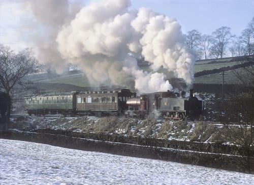 Hollow Knight Silksong hopefuls spiral as Gamescom Opening Night Live host Geoff Keighley asks “first time?” while dressed as a clown: “DAMN YOU, GEOFFFFF”