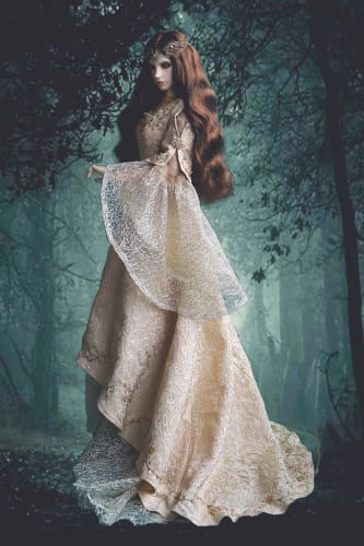 The official Tolkien calendar for 2026 focuses on the three “Great Tales” of Middle-earth, and it’s the perfect timepiece for LOTR fans