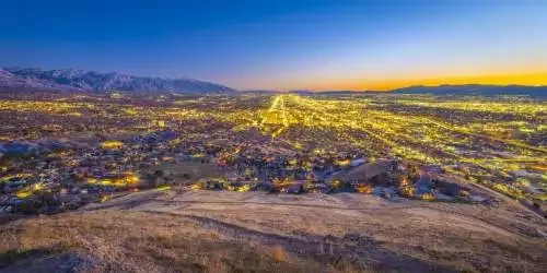 Dante's Peak: Pierce Brosnan's 90s Classic Set for 4K Blu-Ray Release 1 Pierce Brosnan’s ’90s Effort Movie Dante’s High Is Releasing On 4K Blu-Ray