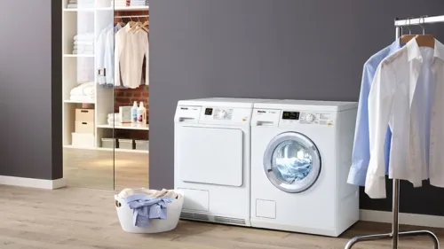 Neil Newbon says the dateable clothes dryer he plays in Date Everything sounded too much like Astarion from Baldur's Gate 3, so he had to base his performance off a fictional sex symbol from an '80s British sitcom 1 Neil Newbon says the dateable clothes dryer he plays in Date Everything sounded too much like Astarion from Baldur’s Gate 3, so he had to base his performance off a fictional sex symbol from an ’80s British sitcom