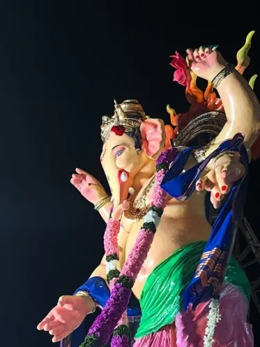 52371 dantes inferno with 90s sailor moon aesthetics got me to play this vampire survivors like 68efb3e6ce972