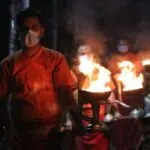 54352 bring wordle to your coffee table with this puzzle book from the new york times