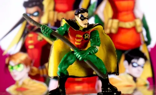 Wonder Man star says the series is “tongue-in-cheek” and “self-aware” about its place in the MCU: “There’ll be commentary about superhero fatigue”