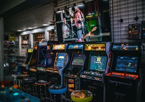 Build An In-Home Arcade With These Arcade1Up Black Friday Deals